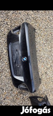 bmw e90 csomagter ajto 