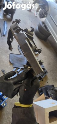 bmw e90 e91 e87 lampa.tarto.muanyag