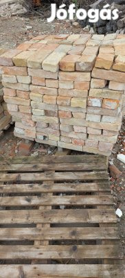 bontott kisméretű tégla eladó