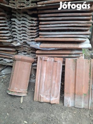 bontott tetőcserép