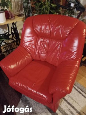 bőr kanapé 2+1 asztallal