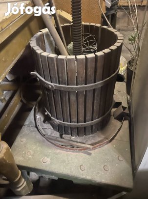 borászati kellékek prés daráló balon