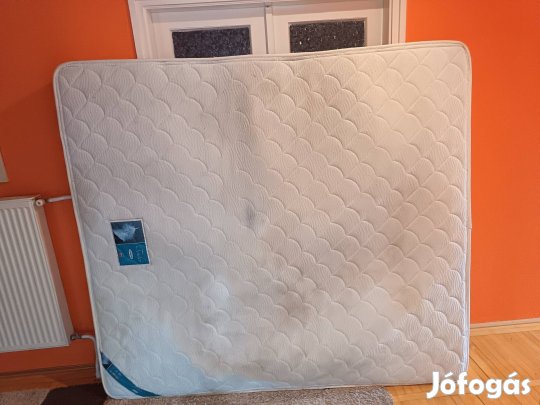 cardo matrac 200 x  180 cm  18 cm vastag.