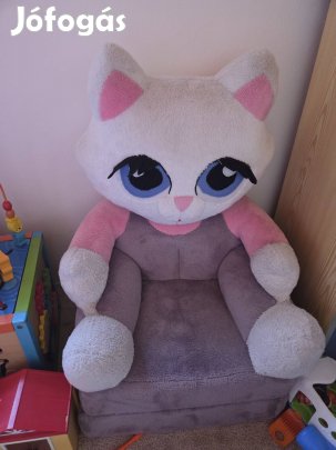 cica fotel plüss babafotel