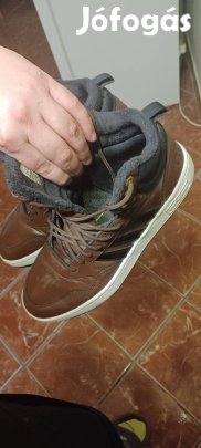 cipő 44-es adidas 
