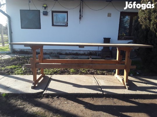 disznóvagó disznótoros asztal 251 cm