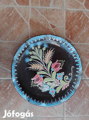 disztányér disztányérok