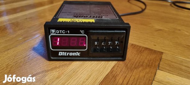 ditronic DTC-1 típusú hőmérséklet szabályozó 