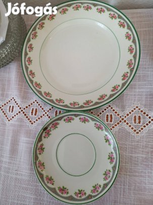 egyedi mintás zsolnay tányér