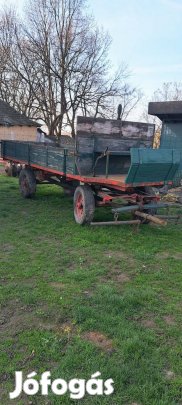 eladásra kinálom a képen látható lovaskocsit