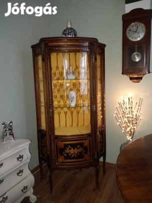 eladó 170 magas 63 széles