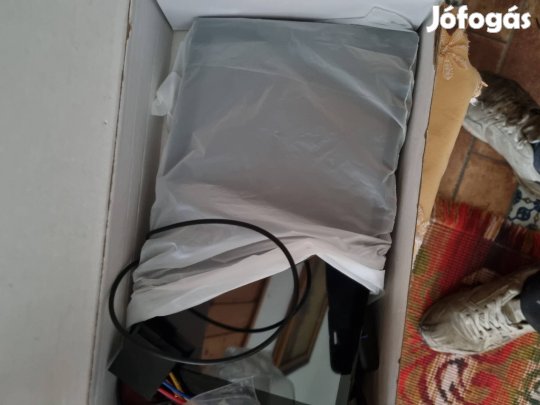 elado 2 dines vadi uj fejegyseg