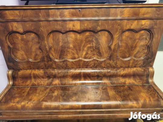 eladó antik zongora 