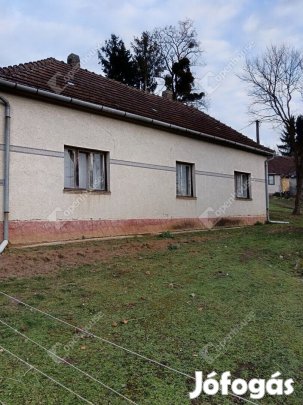 eladó családiház Liszón