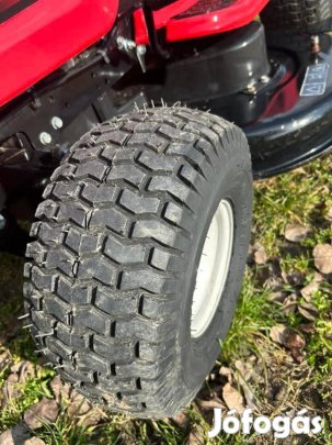 eladó fűnyíró traktor 