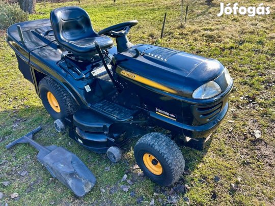 eladó fűnyíró traktor 