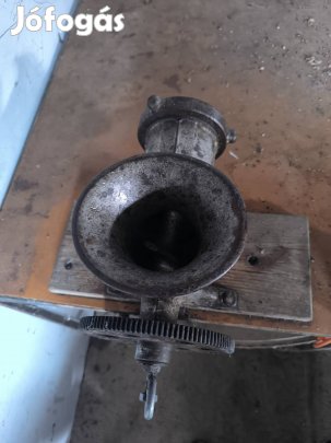 eladó hús darálo vagy csere kecskere stb 