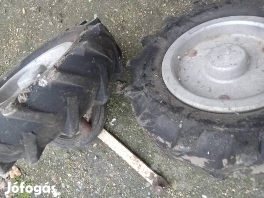 elado kerti rotakapa,maro,kerek!