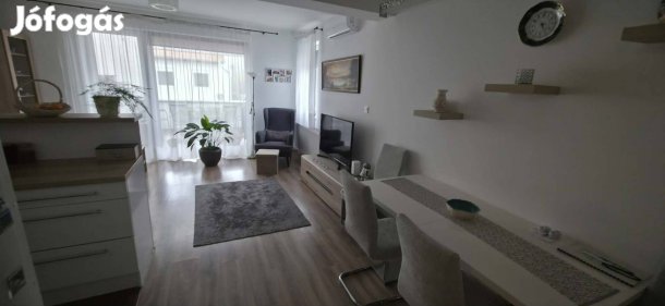 eladó lakás Győr-Pinnyéd