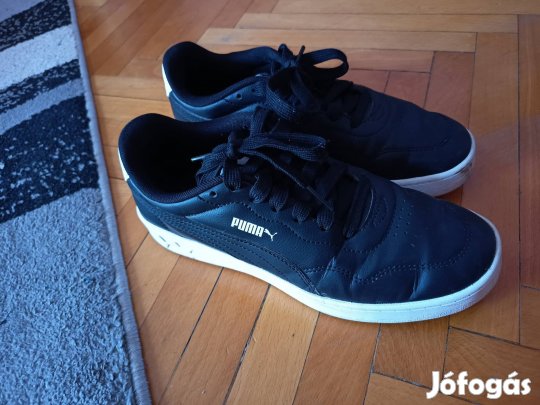 eladó női puma cipő 