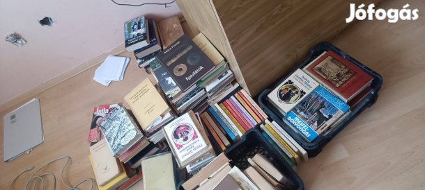 eladó ujjab/régebbi könyvek