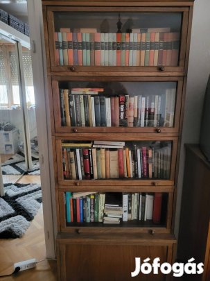 eladó üveges könyves szekrény 