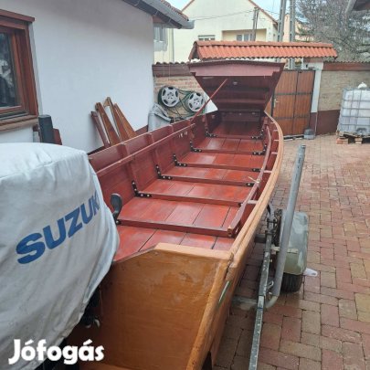 eladó vörös fenyő csónak 