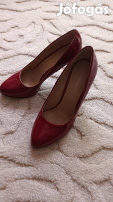 elegáns női cipők 37-es méretben 