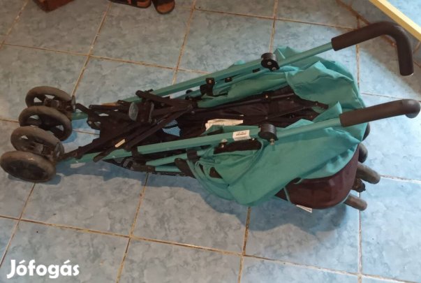 esernyőre csukható baba kocsi 