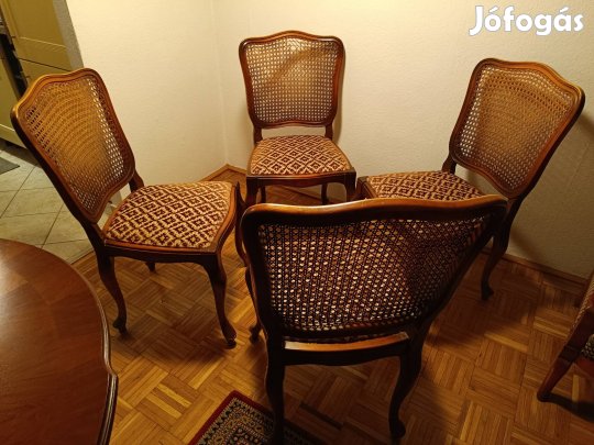 étkezoszékek + 120cm-es kerek kihúzható asztal