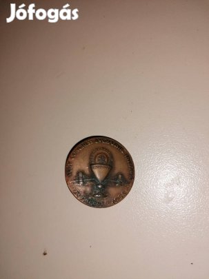 eucharisztikus kongresszus jelvény