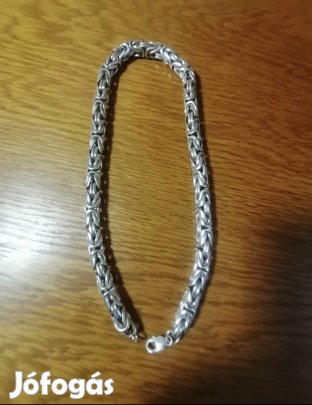 ezüstnyaklánc