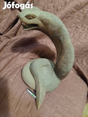 fa faragás kígyó szobor trópusi fából