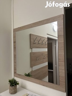 fali tükör tölgy színű kerettel
