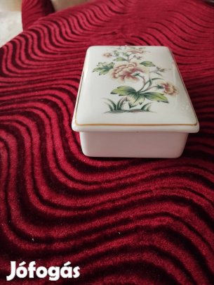 fedeles hollóházi porcelán doboz