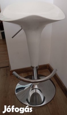 fehér krómozott bárszék 