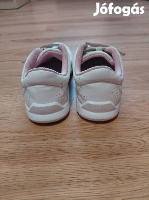 feher sportcipő 34es méret
