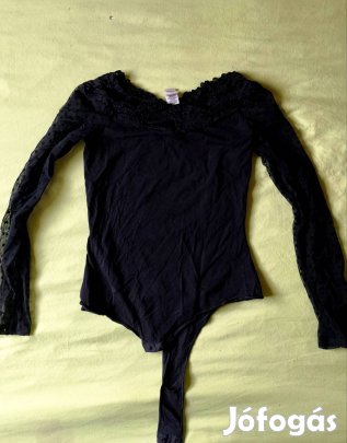 fekete csipkés body