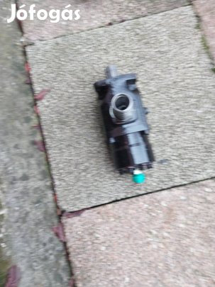 felujitott 6dugattyus hidraulikaszivattyu 