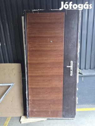 fémlemez ajtó,tokkal, kompletten 