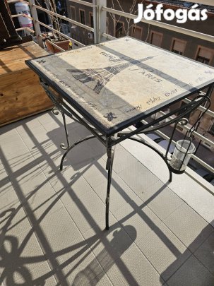 fémvázas asztal + 2 db fémvázas szék 