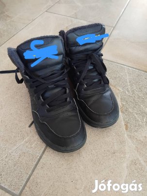fiú cipő 36-os