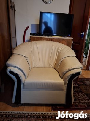 fotel jó áron eladó