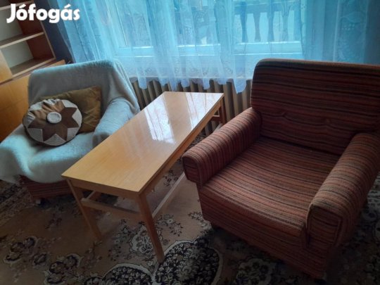 fotelek kárpitozott 2db