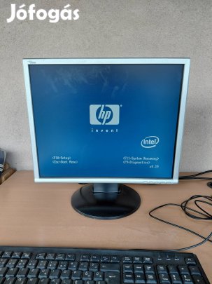 fujitsu 19 colos LCD monitor kábeleivel 