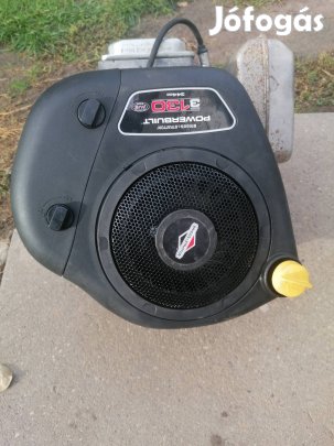 fűnyíró traktor, fűnyírótraktor Briggs motor 