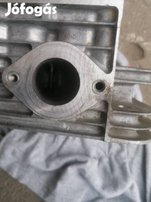 fűnyíró traktor, fűnyírótraktor briggs hengerfej 