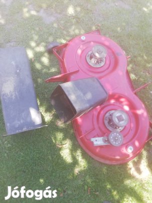 fűnyíró traktor, fűnyírótraktor kaszaház al-ko t20