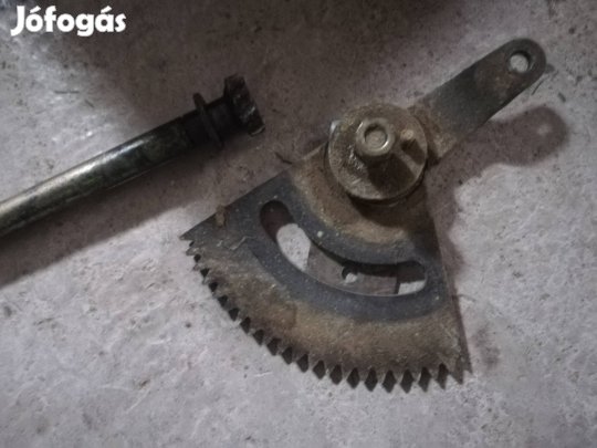 fűnyíró traktor, fűnyírótraktor kormánymű 