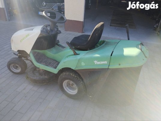 fűnyíró traktor fűnyirótraktor